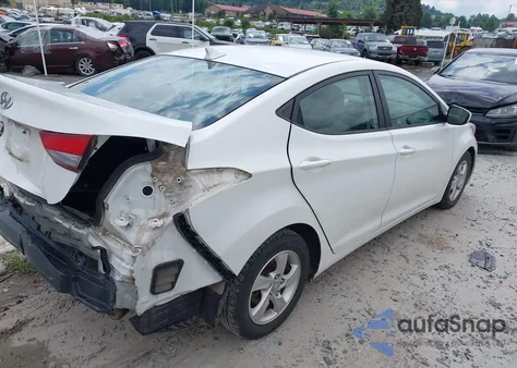 2014 Hyundai Elantra Se z USA, uszkodzony, nr VIN 5NPDH4AE9EH456939